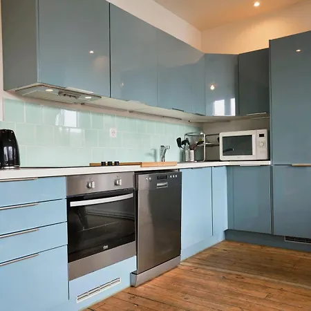 Hypercentre-2 Bedrooms Very Bright + Parking Apartment Lille