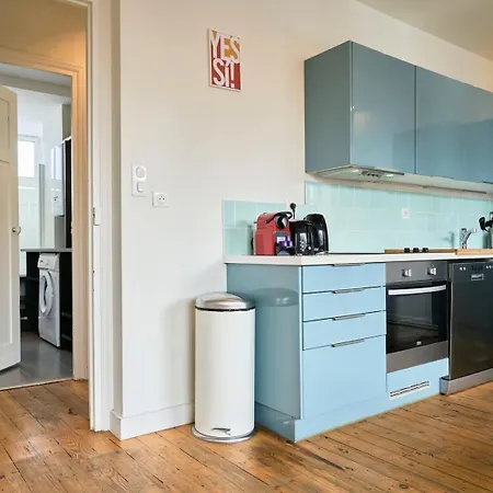 Hypercentre-2 Bedrooms Very Bright + Parking